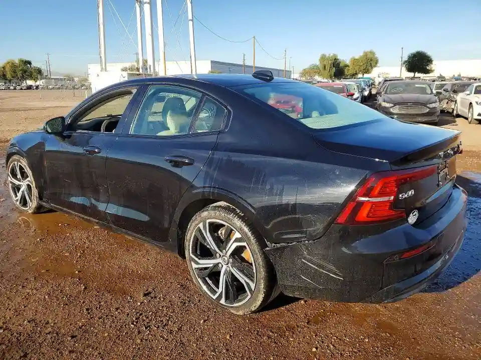 7JRL12FL4RG281264 2024 VOLVO S60-1
