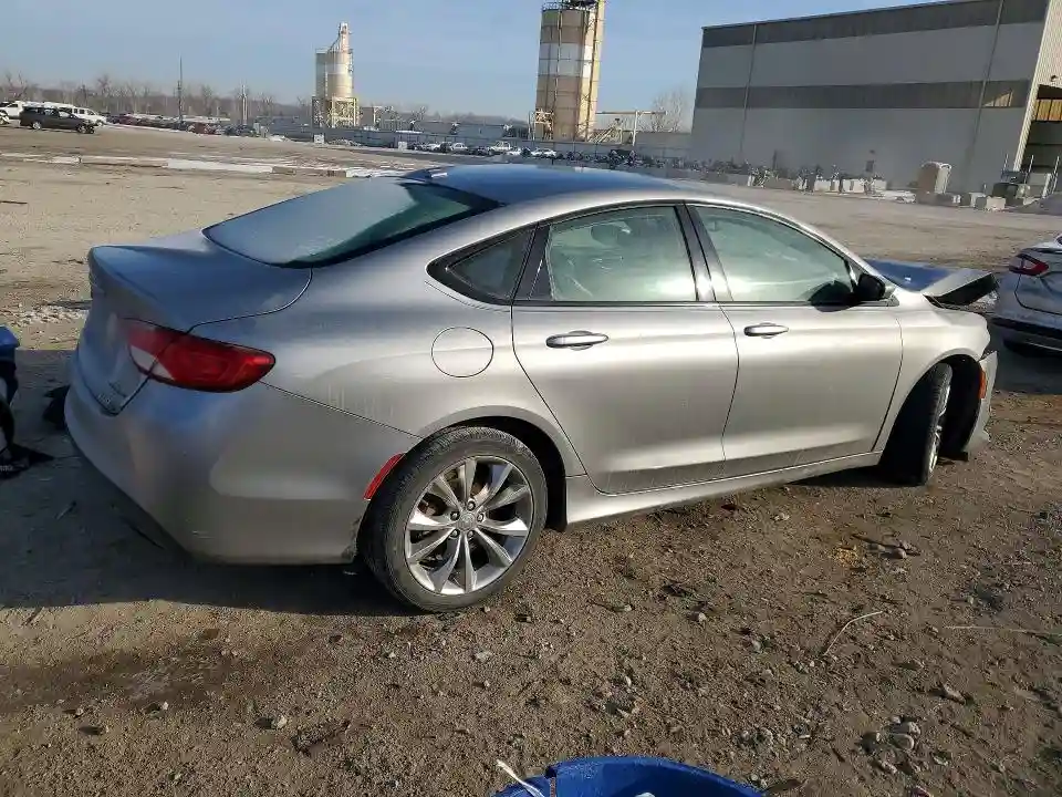 1C3CCCBB5FN669711 2015 CHRYSLER 200-2