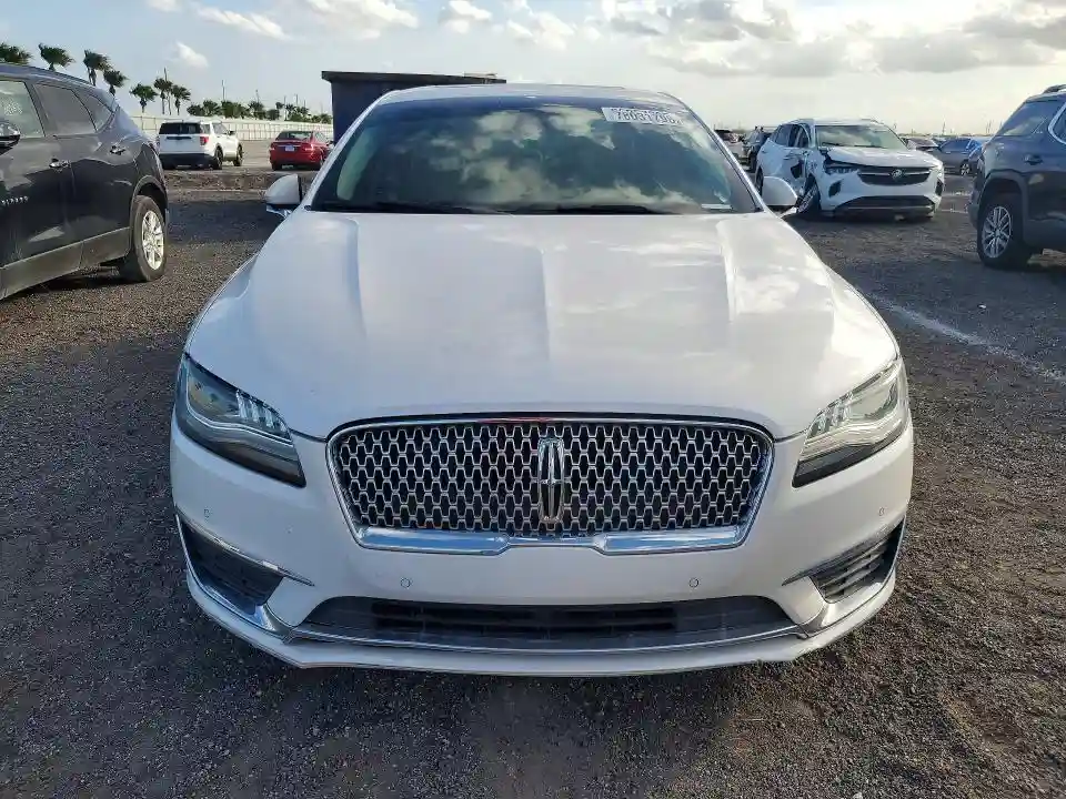 3LN6L5E92LR610827 2020 LINCOLN MKZ-4