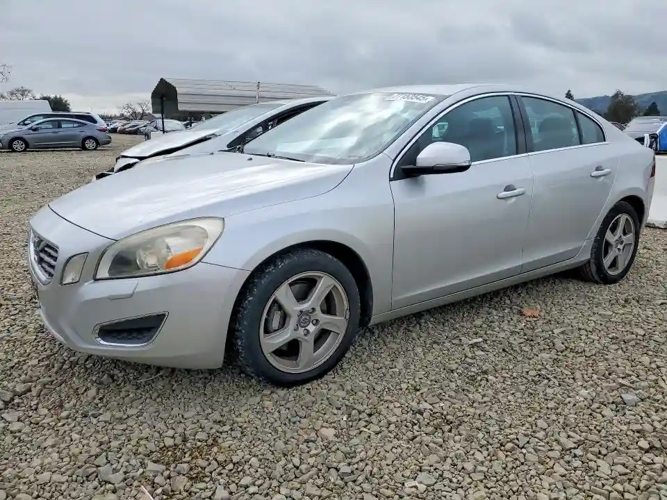 YV1622FS4C2057765 2012 VOLVO S60-0