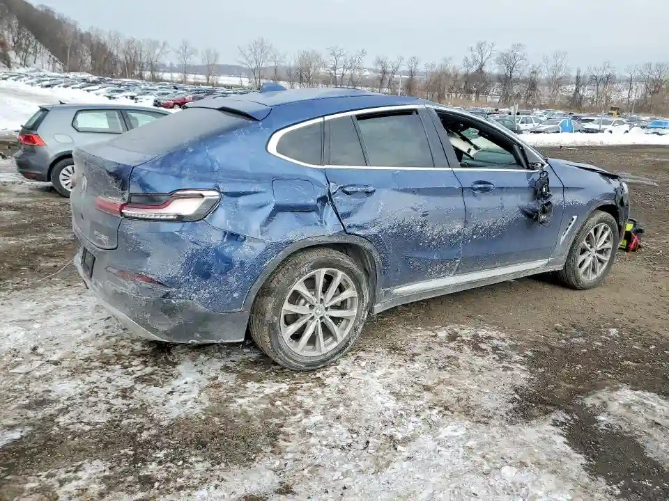 5UXUJ3C58KLA58738 2019 BMW X4-2