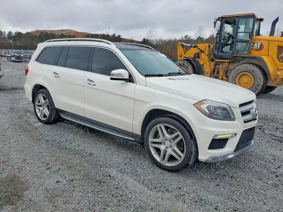 4JGDF7DE0FA441172 2015 MERCEDES-BENZ GL-CLASS-3