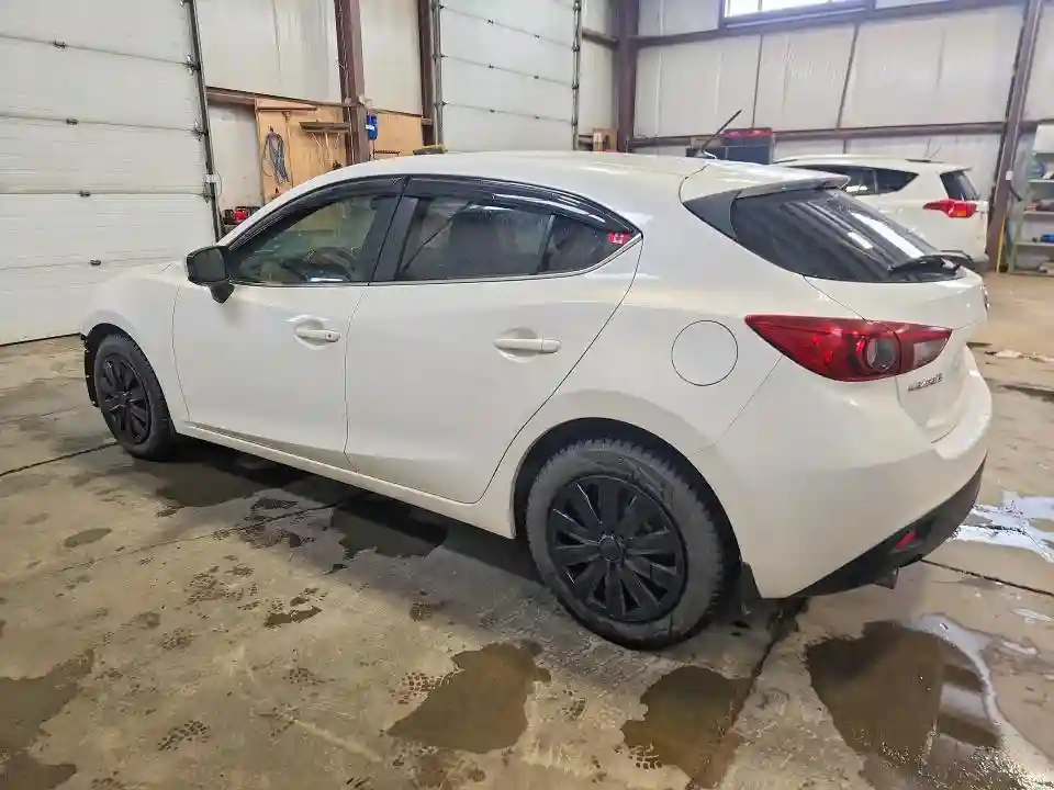 3MZBM1L74GM317537 2016 MAZDA 3-1