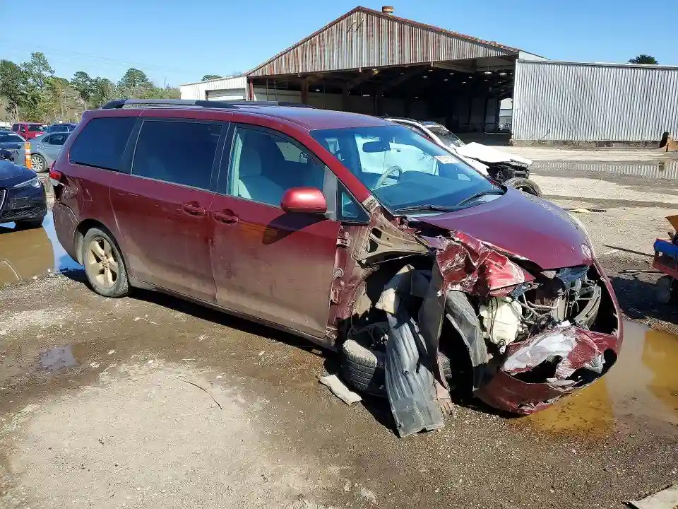 5TDKK3DC8DS314958 2013 TOYOTA ALL MODELS-3