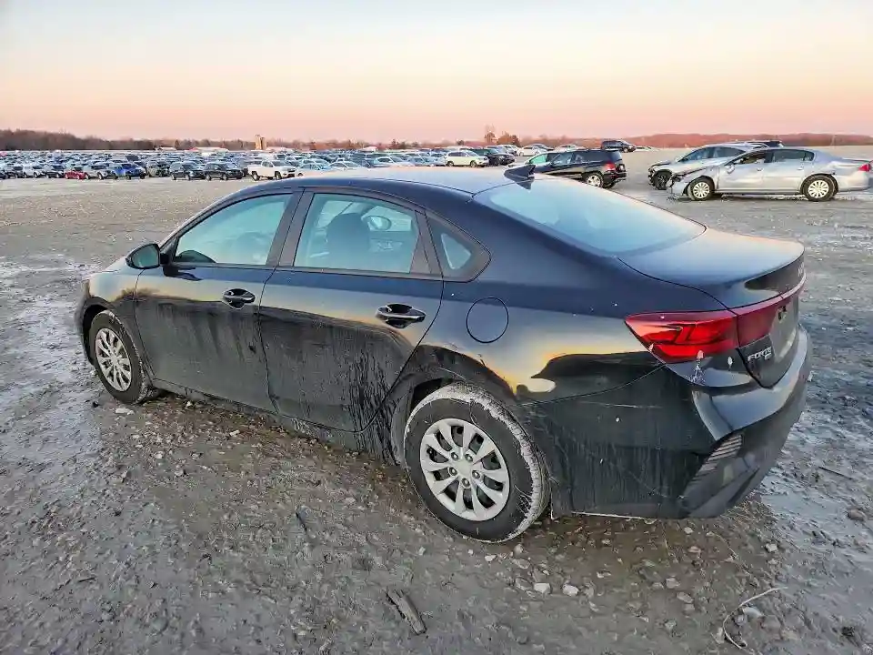 3KPF24ADXNE441565 2022 KIA FORTE-1