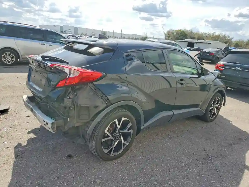 JTNKHMBX7L1084752 2020 TOYOTA C-HR-2