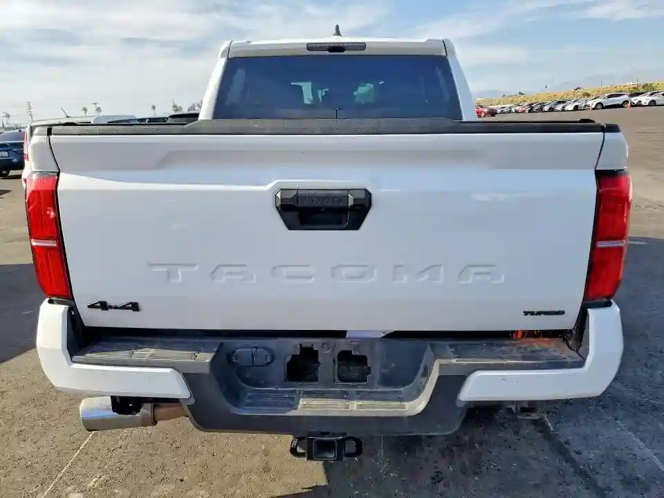 3TMLB5JN2SM093635 2025 TOYOTA TACOMA-5