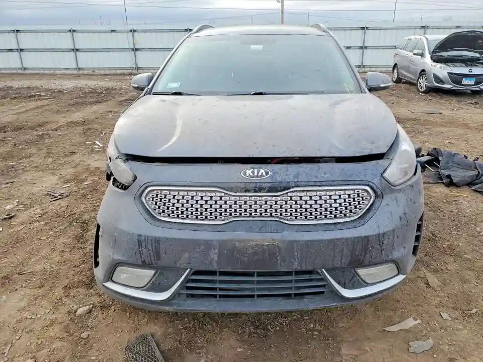 KNDCC3LC1J5149548 2018 KIA NIRO-4