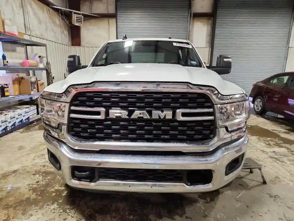 3C63R3HL9RG339228 2024 RAM 3500-4