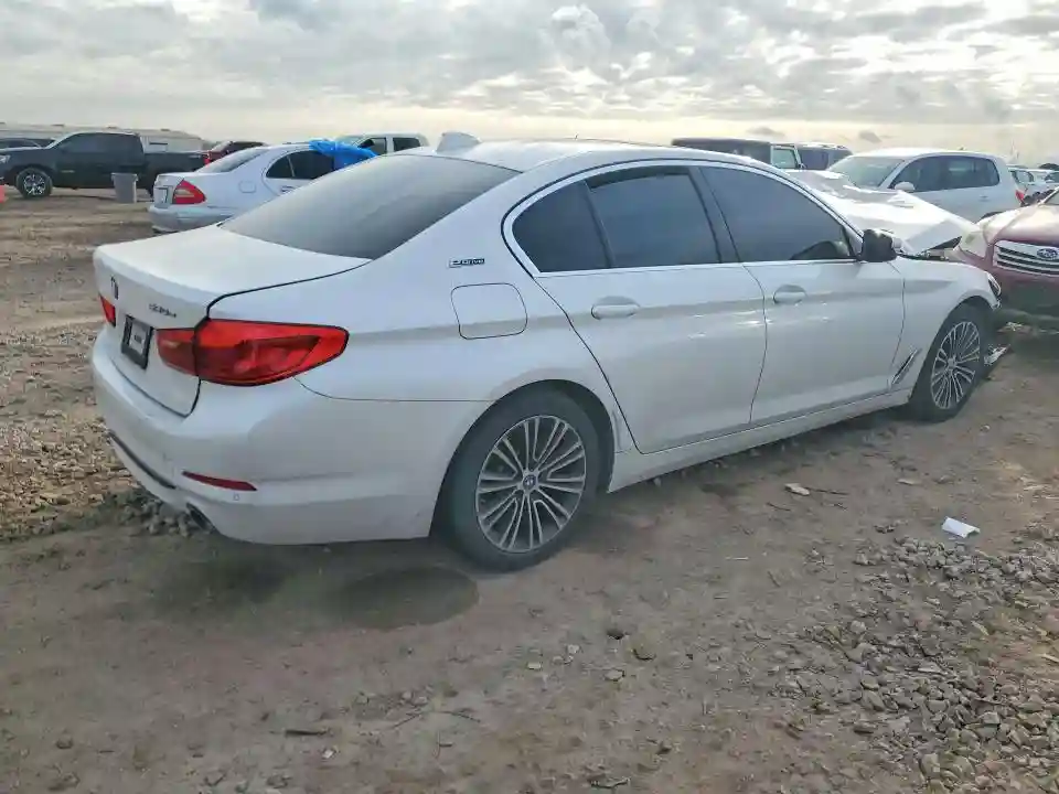 WBAJA9C59KB389769 2019 BMW 5 SERIES-2