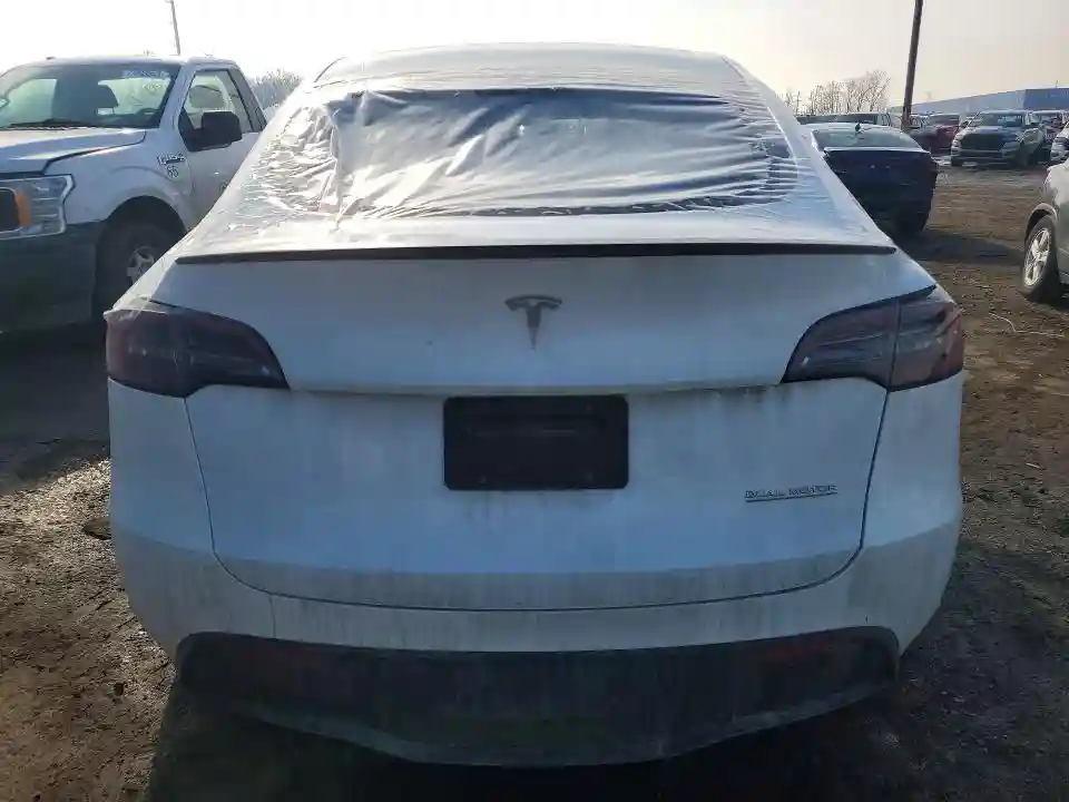 7SAYGDEF7PF936795 2023 TESLA MODEL Y-5