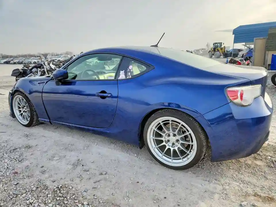 JF1ZCAC11D1604963 2013 SUBARU BRZ-1