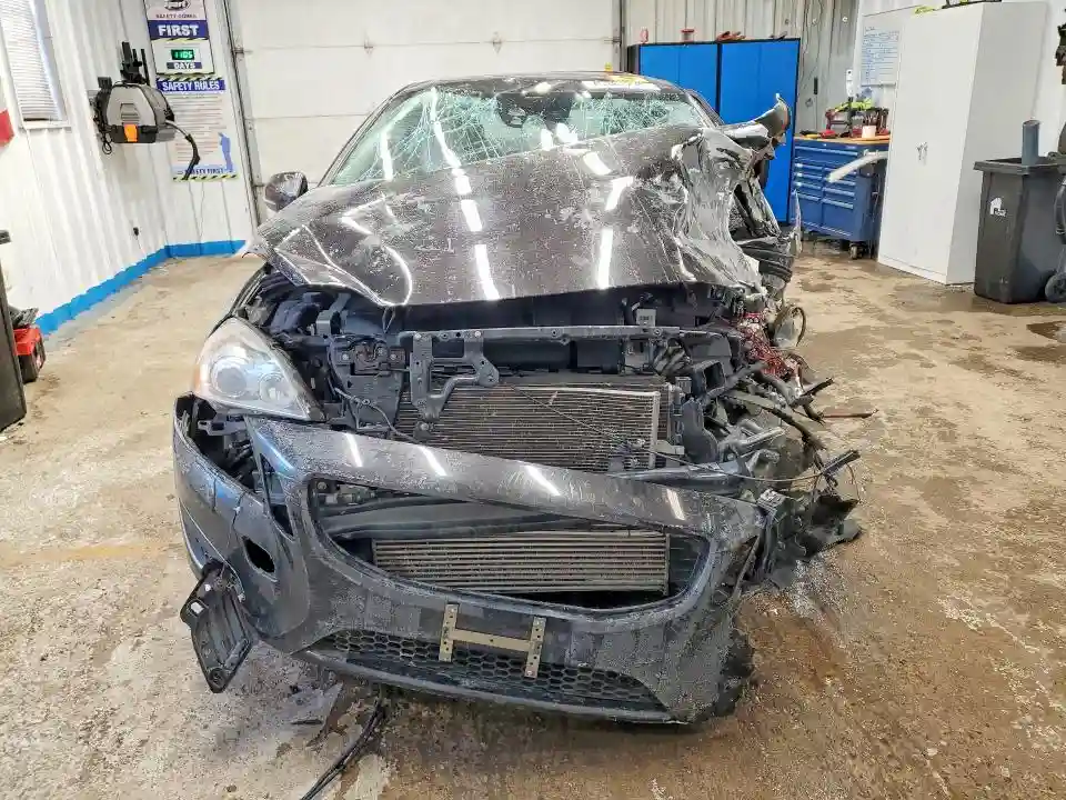 YV1902FH4B2003811 2011 VOLVO S60-4