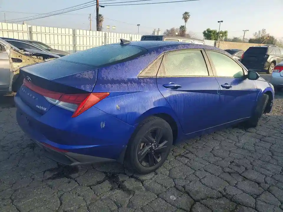 KMHLM4AJ2PU037744 2023 HYUNDAI ELANTRA-2