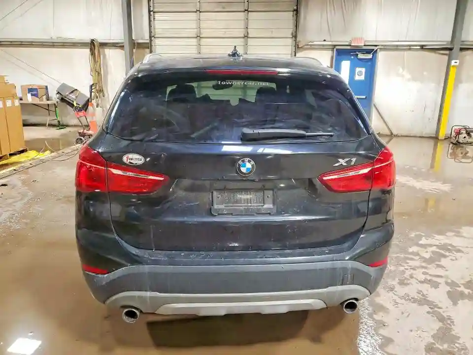 WBXHT3C33J5F89783 2018 BMW X1-5
