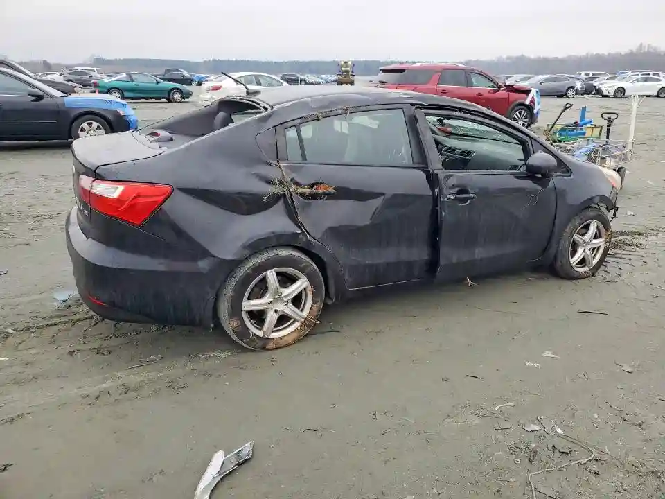 KNADM4A39H6011235 2017 KIA RIO-2