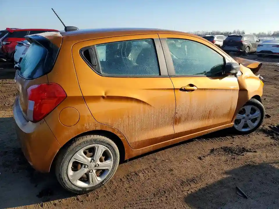 KL8CB6SA3KC712657 2019 CHEVROLET SPARK-2