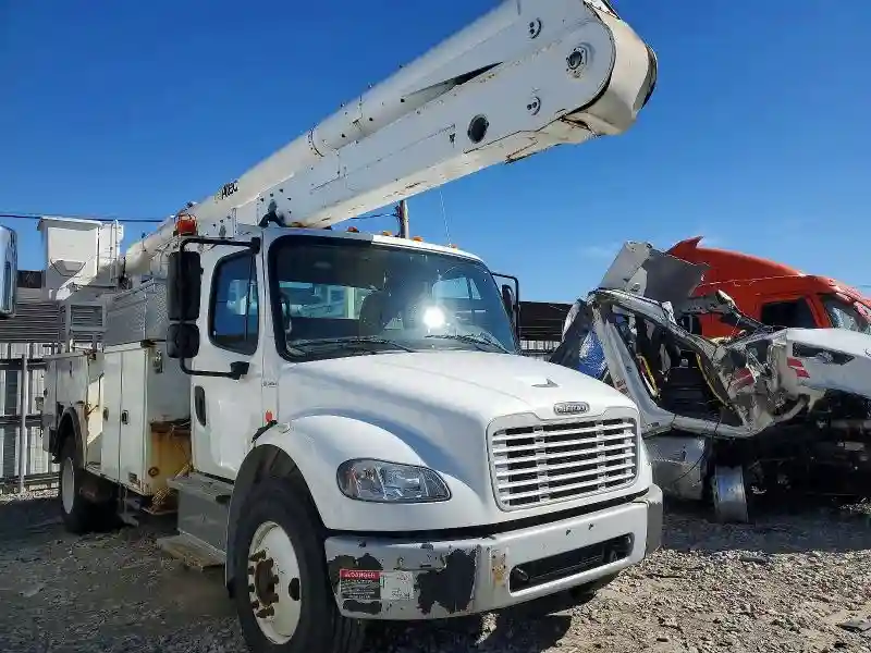 1FVACXDT4FHGK2806 2015 FREIGHTLINER ALL MODELS-0