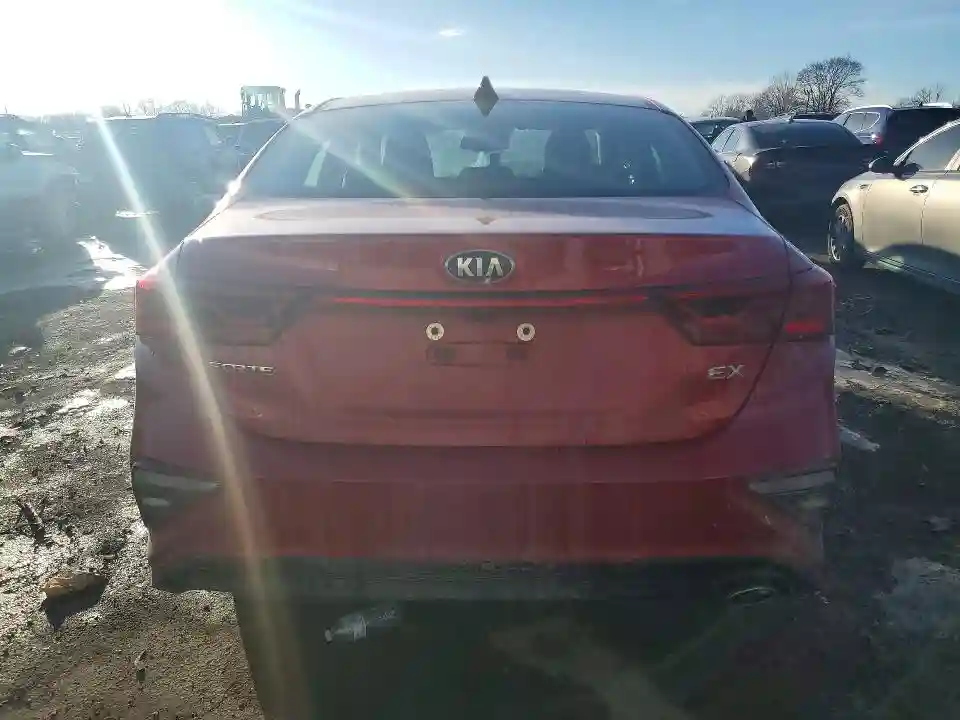 3KPF54AD0ME290130 2021 KIA FORTE-5