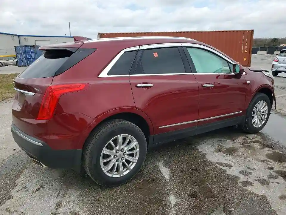 1GYKNARS1HZ179705 2017 CADILLAC XT5-2