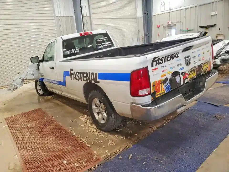 3C6JR7EG6PG672084 2023 RAM 1500-1