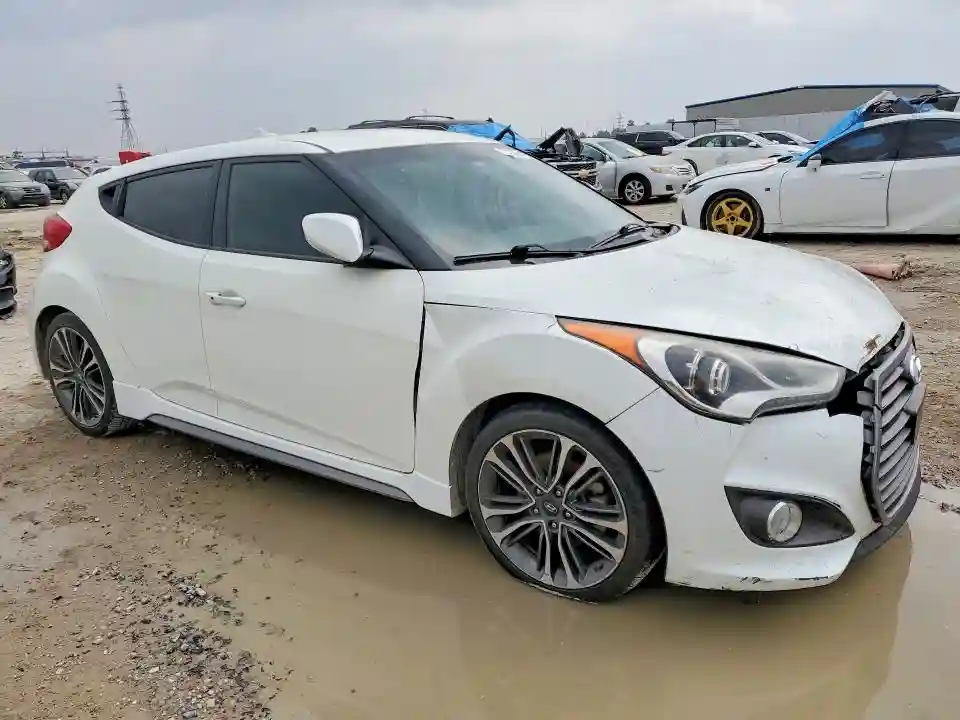 KMHTC6AEXHU310335 2017 HYUNDAI VELOSTER-3