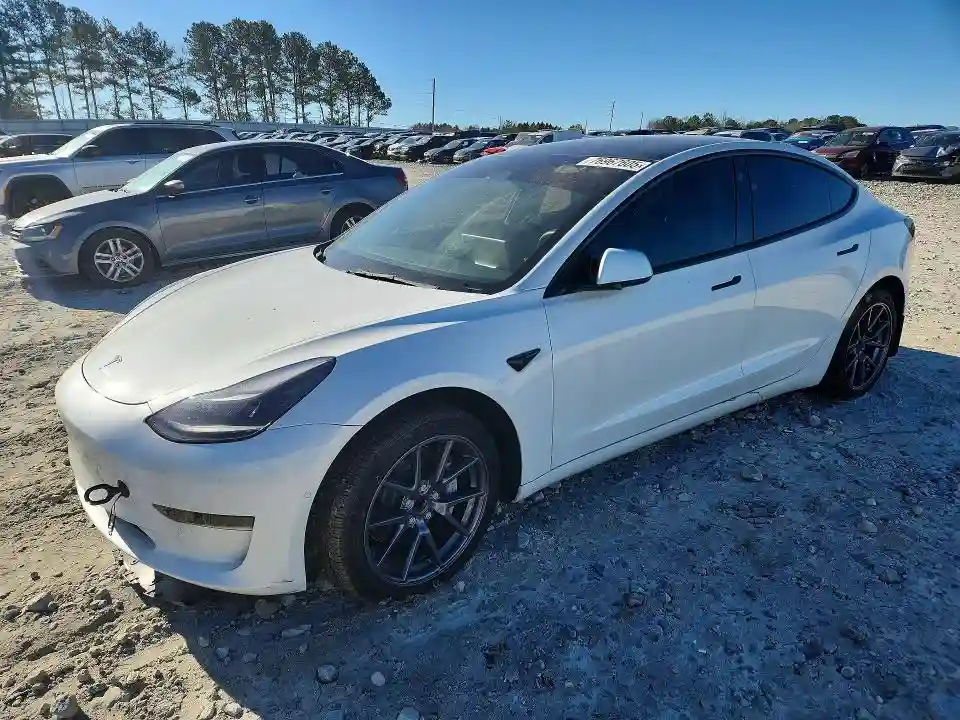 5YJ3E1EA0NF311183 2022 TESLA MODEL 3-0