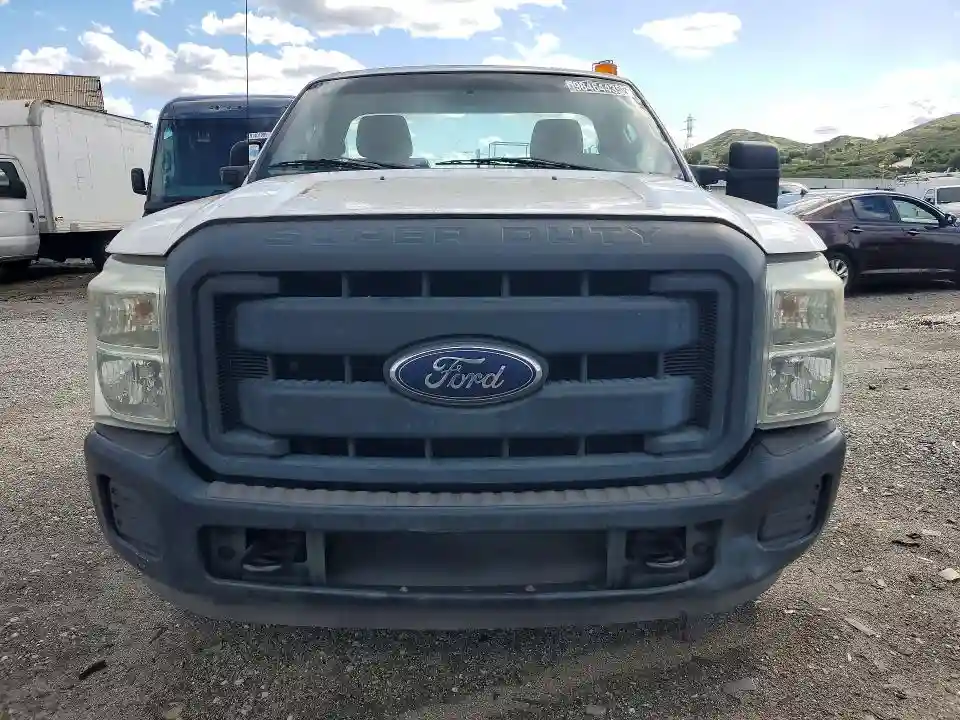 1FTBF2A68DEB81802 2013 FORD F250-4