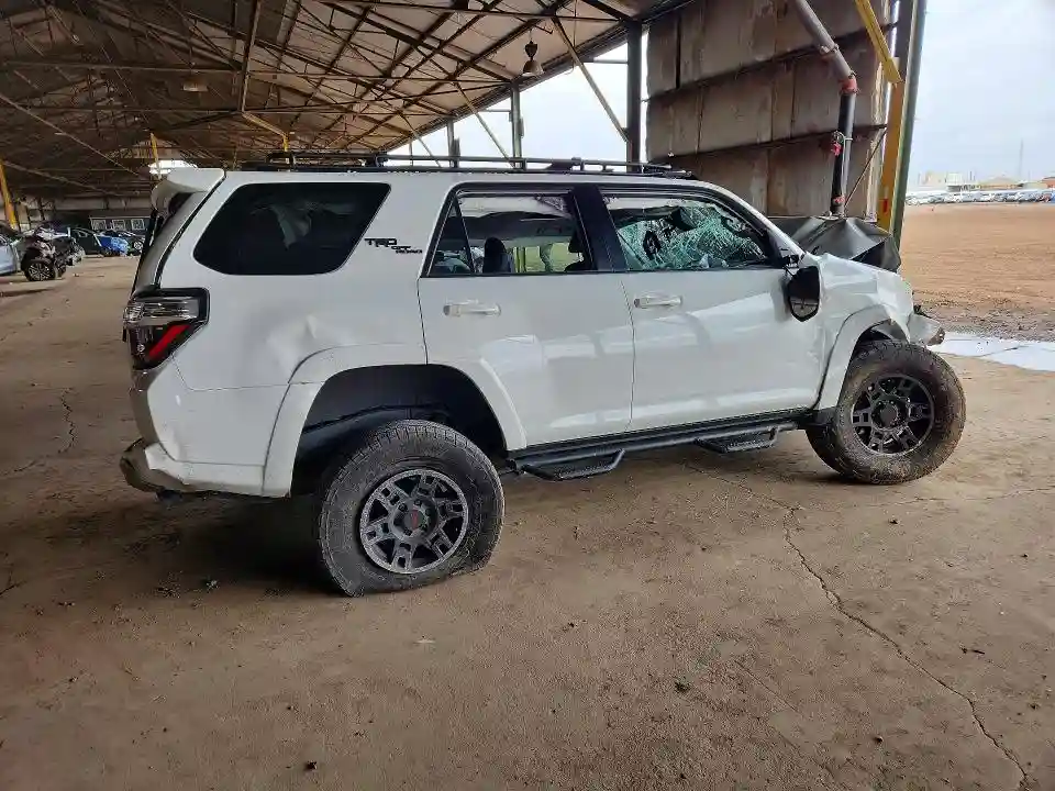 JTERU5JR4P6157927 2023 TOYOTA 4RUNNER SE-2