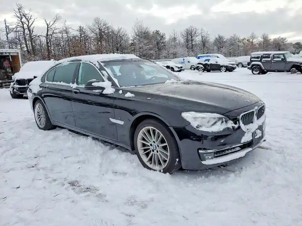 WBAYE8C55DD134105 2013 BMW 7 SERIES-3