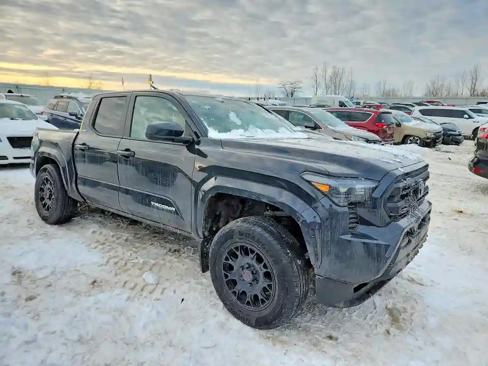 3TMLB5JN8SM207931 2025 TOYOTA TACOMA-3