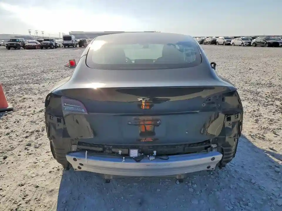 5YJ3E1EA6MF987880 2021 TESLA MODEL 3-5