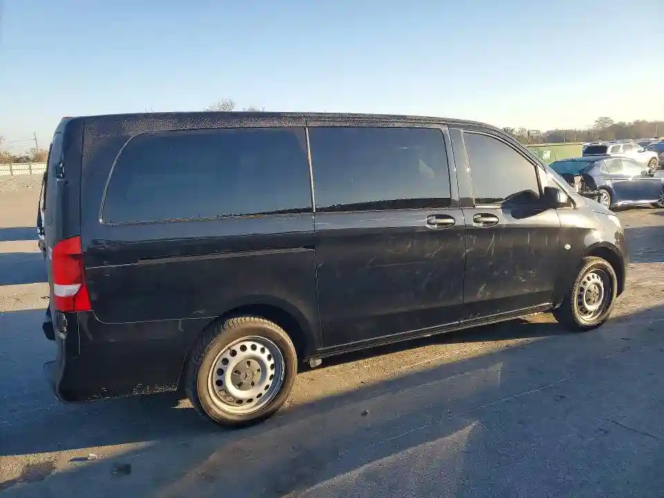 WD4PG2EE3J3411909 2018 MERCEDES-BENZ METRIS-2
