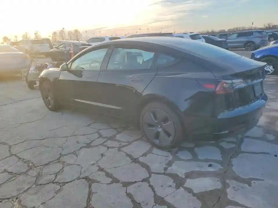 5YJ3E1EA6PF660416 2023 TESLA MODEL 3-1