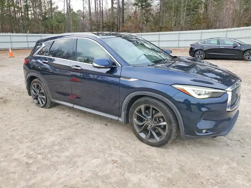 3PCAJ5M31KF105007 2019 INFINITI QX50-3