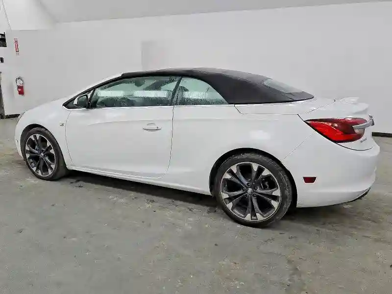 W04WH3N56JG029675 2018 BUICK CASCADA-1
