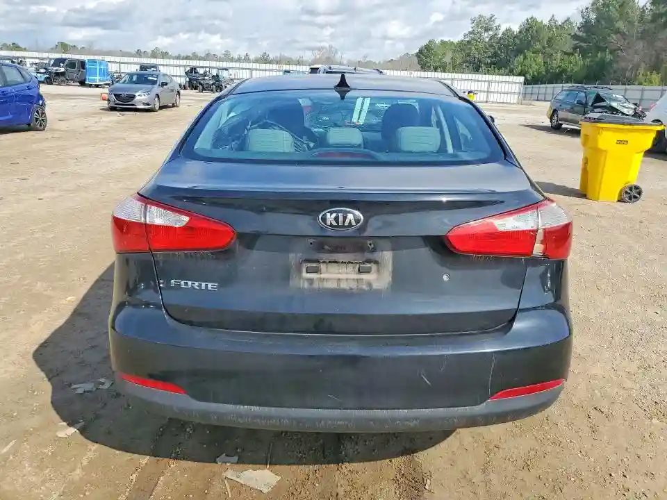 KNAFK4A68F5426090 2015 KIA FORTE-5
