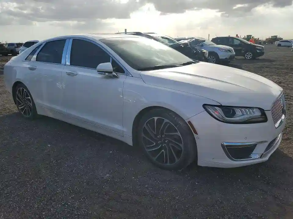 3LN6L5E92LR610827 2020 LINCOLN MKZ-3