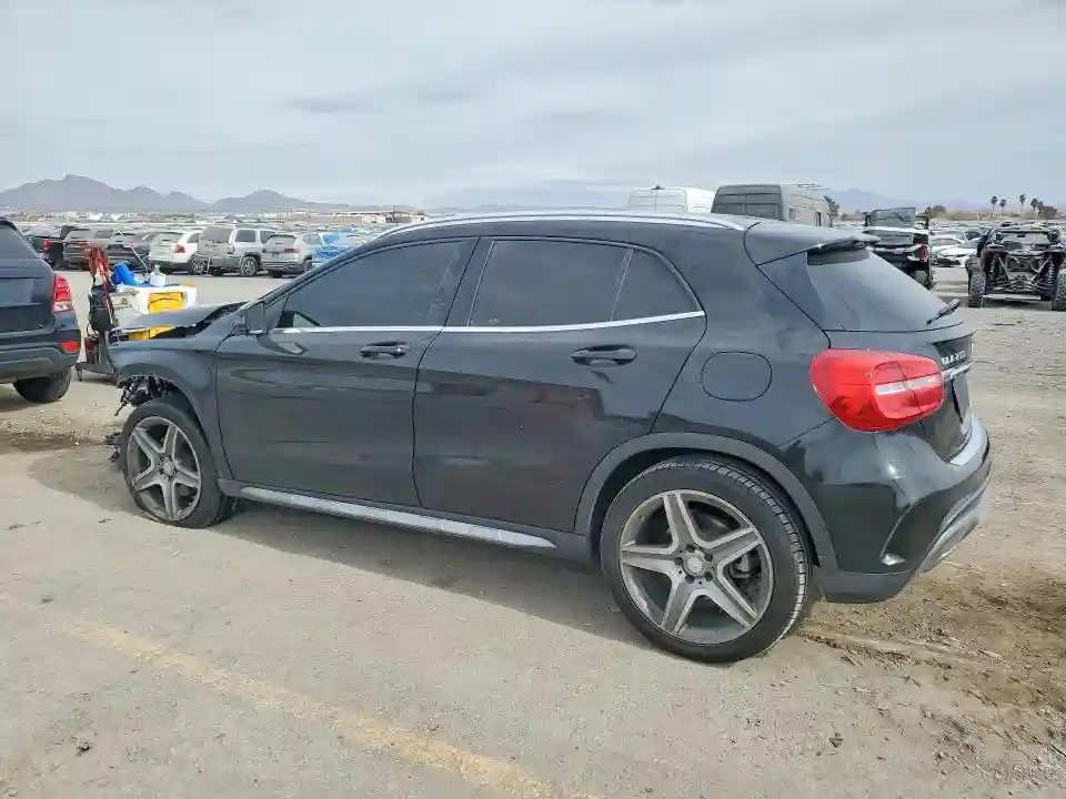 WDCTG4GB7FJ074987 2015 MERCEDES-BENZ GLA-CLASS-1
