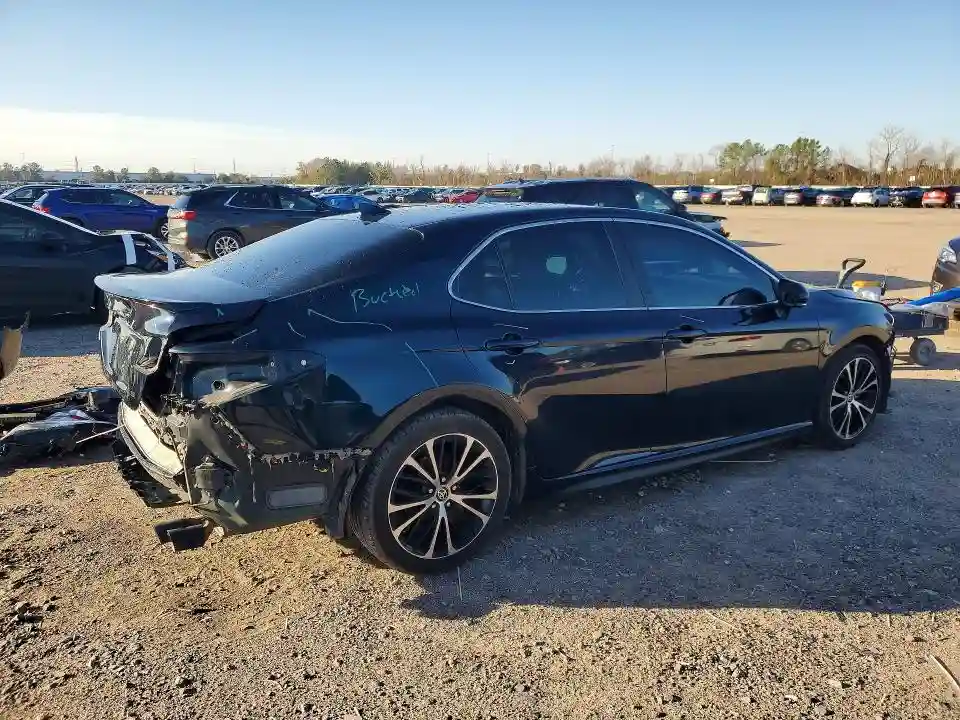 4T1M11AK1LU390507 2020 TOYOTA CAMRY-2