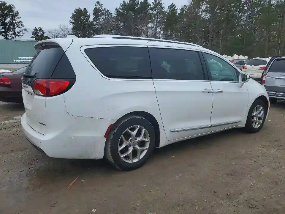 2C4RC1GG3KR730517 2019 CHRYSLER PACIFICA-2