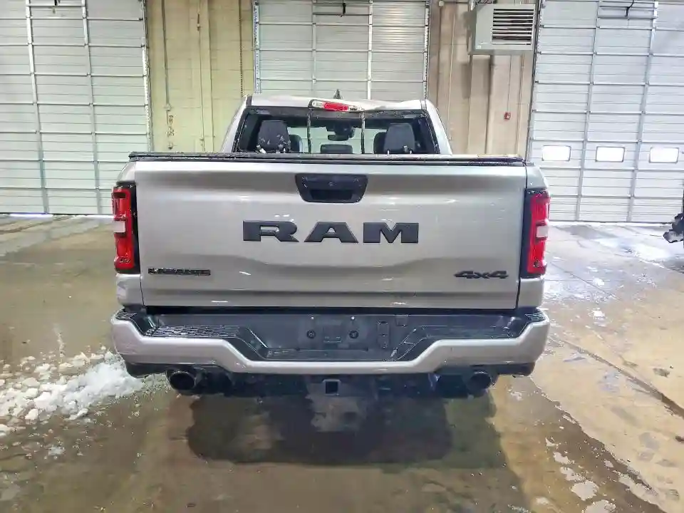 1C6SRFJP7SN553125 2025 RAM 1500-5