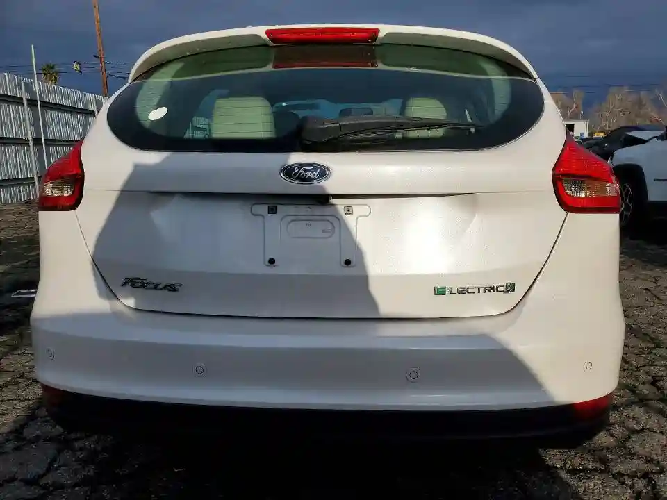 1FADP3R49HL314735 2017 FORD FOCUS-5