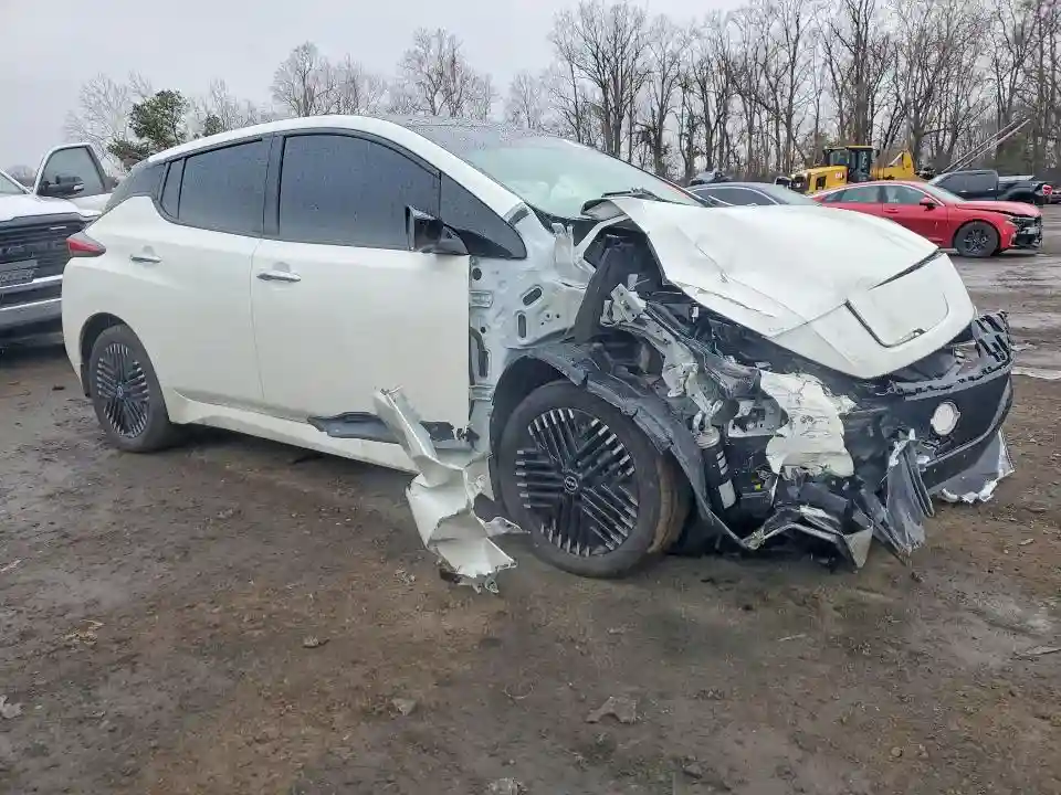 1N4CZ1CVXPC563281 2023 NISSAN LEAF-3