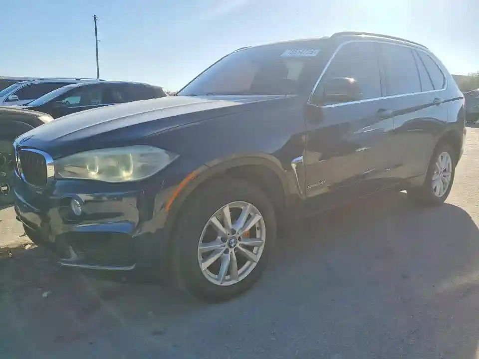 5UXKR2C52F0H41519 2015 BMW X5-0