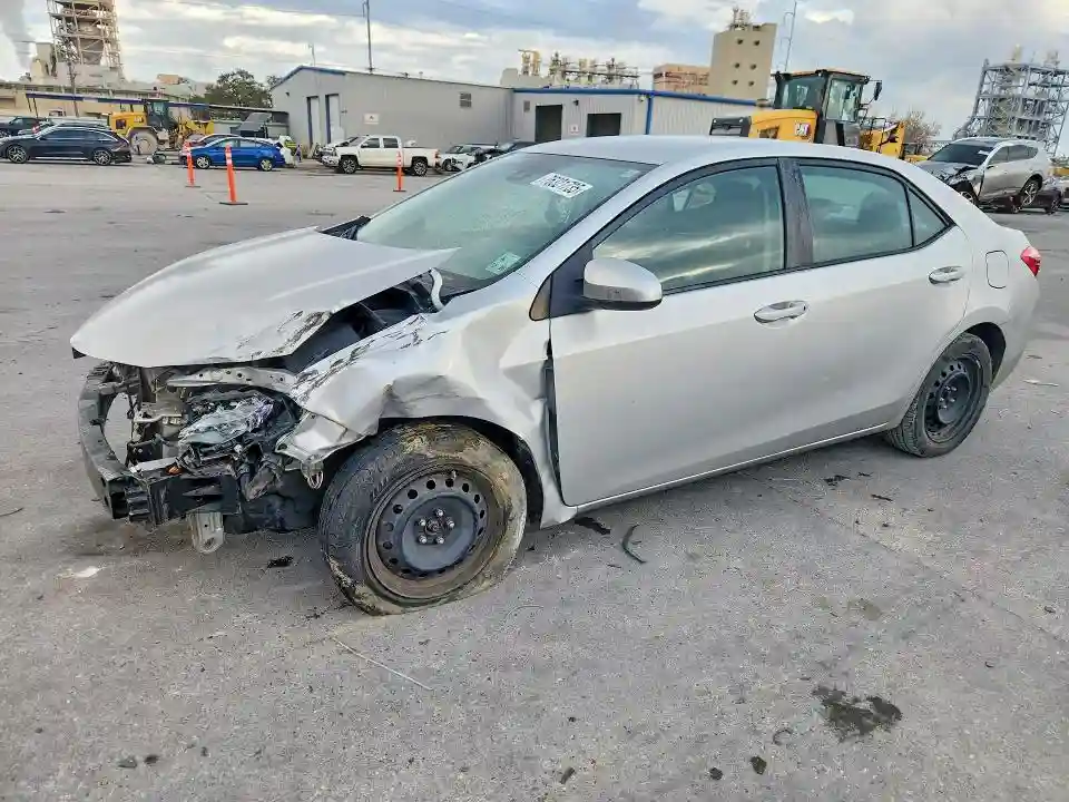 2T1BURHE4JC029042 2018 TOYOTA COROLLA-0