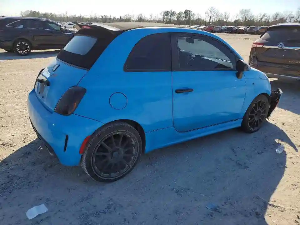 3C3CFFJHXDT646551 2013 FIAT 500-2