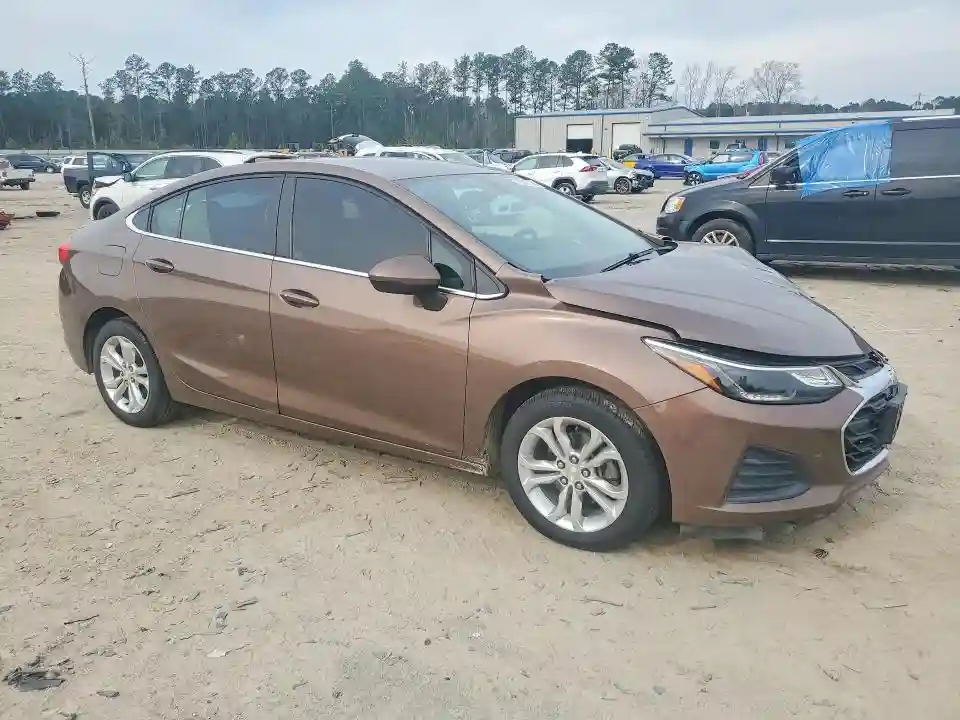 1G1BE5SM6K7109458 2019 CHEVROLET CRUZE-3