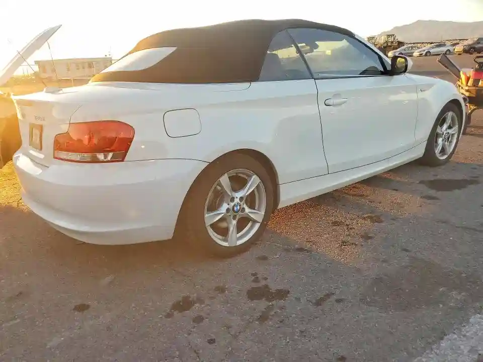 WBAUN1C55CVH84294 2012 BMW 1 SERIES-2