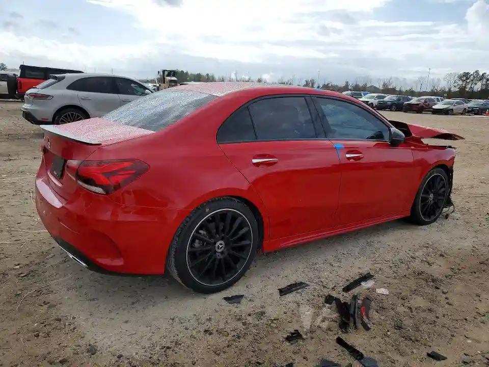 W1K3G4EB0LW045196 2020 MERCEDES-BENZ A-CLASS-2